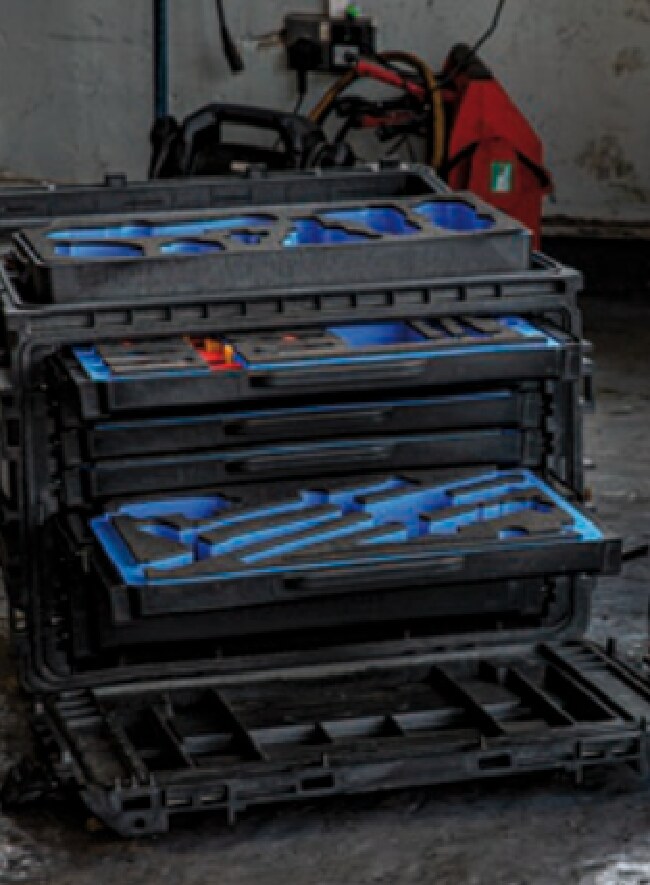 Peli 0450 Mobile Tool Chest with blue foam-organised drawers